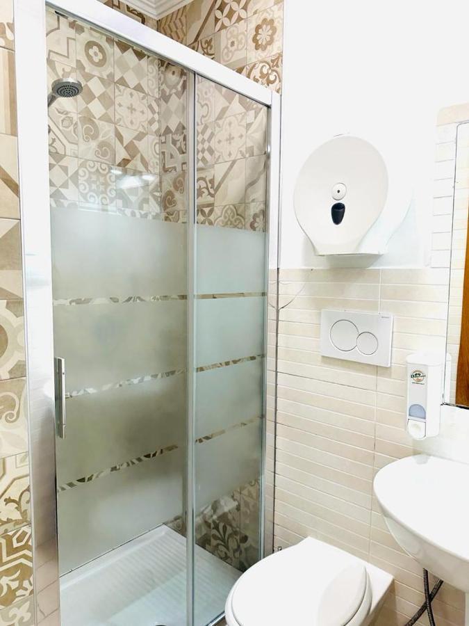 Rome Star Guesthouse ภายนอก รูปภาพ